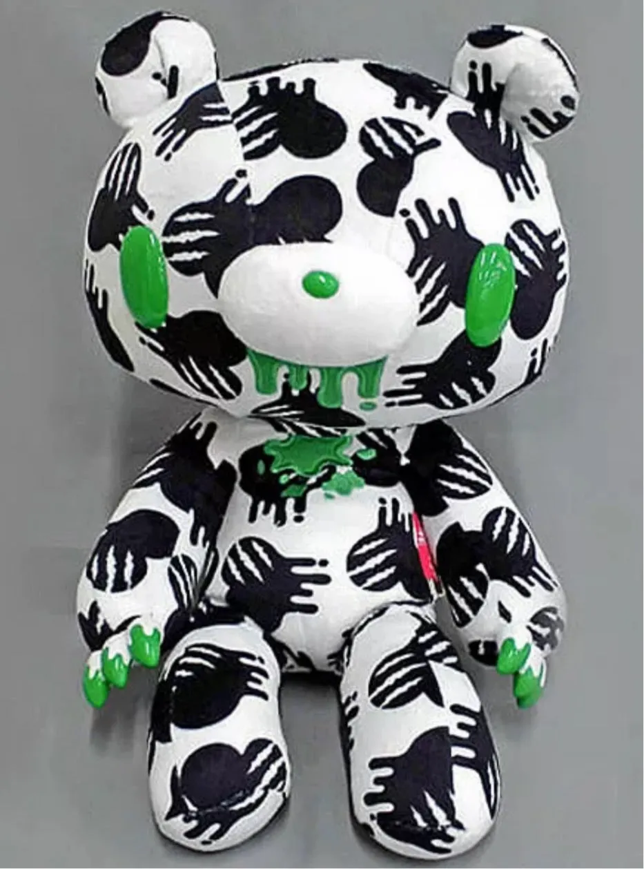 Gloomy Bear Plush - The Naughty Grizzly TEXTILLIC V - Damaged Hearts Green Ver. Big 48cm