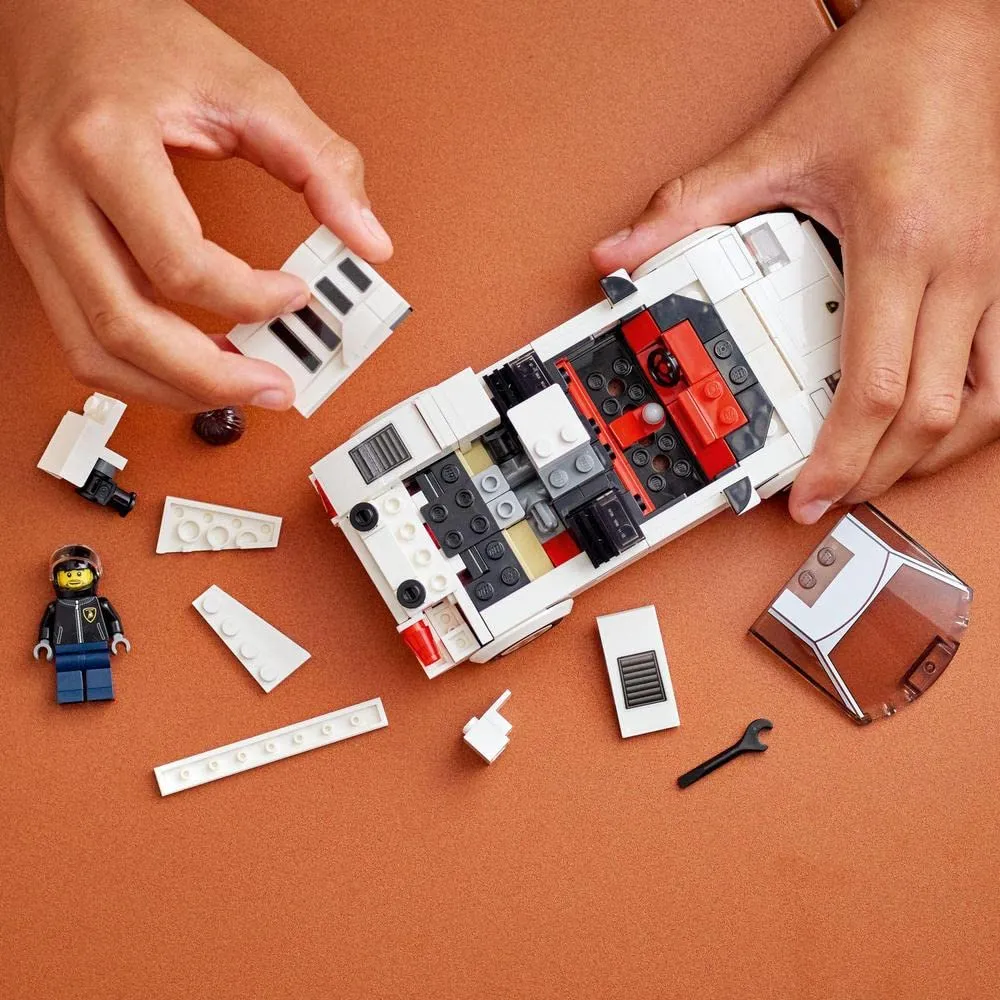 LEGO Speed Champions Lamborghini Countach, Official Lamborghini X LEGO, Car Building Blocks Kit, Age 8 , 76908 (262 Pieces)